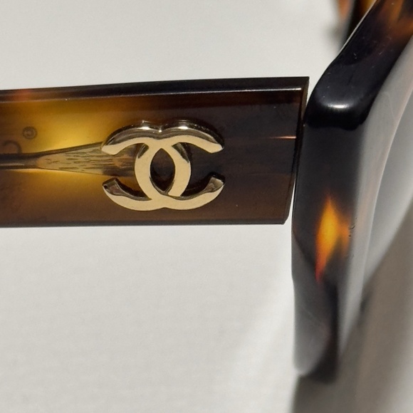 Vintage CHANEL Tortoise Cat Eye Sunglasses 01943 91235 - Picture 3 of 16